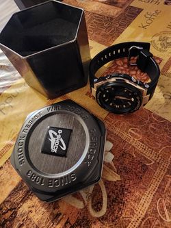 G-SHOCK mens watch