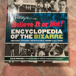 2005 RIPLEY’S Believe it or NOT! Encyclopedia of the Bizarre