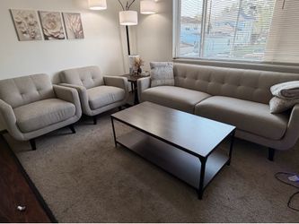 Couch with 2 side chairs and center table