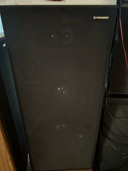 Set of pioneer vintage house speakers