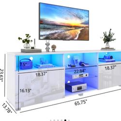 Center Piece And Tv Stand 