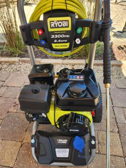 RYOBI
3300 PSI 2.4 GPM Cold Water Gas Pressure Washer with 212cc