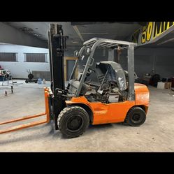 Toyota Forklift 