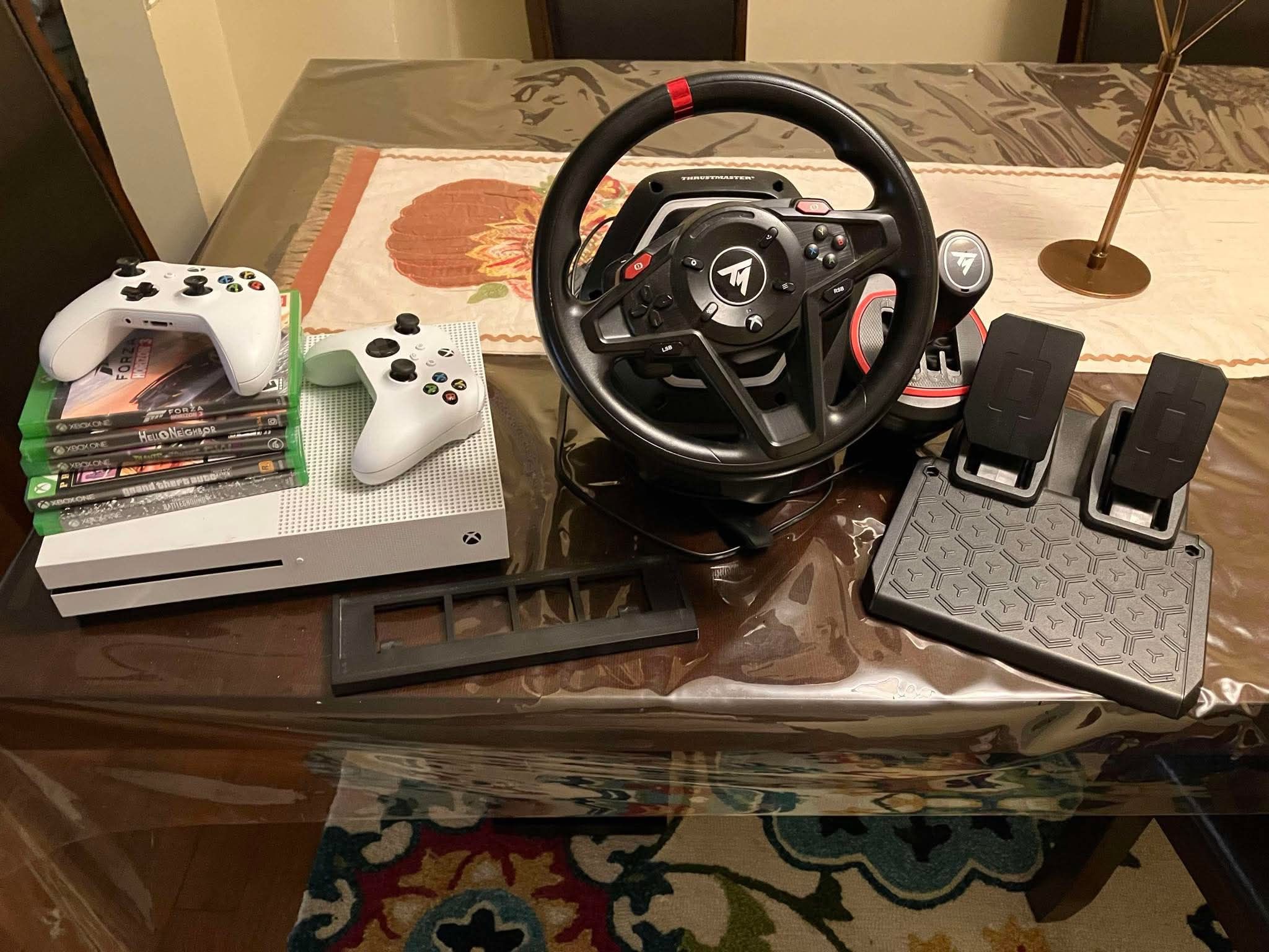 XBOX ONE BUNDLE (NEED GONE ASAP)