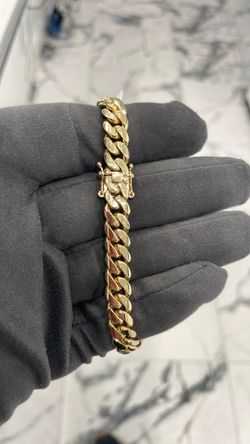 10k yg solid Cuban link bracelet 7.5” / 8.4mm/ 36.3g