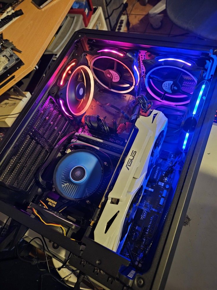 Corsair Gaming PC. i7-3.0GHz CPU 9TH-Gen 16GB Ram 512GB SSD+1TB HDD GPU: GTX 8GB.