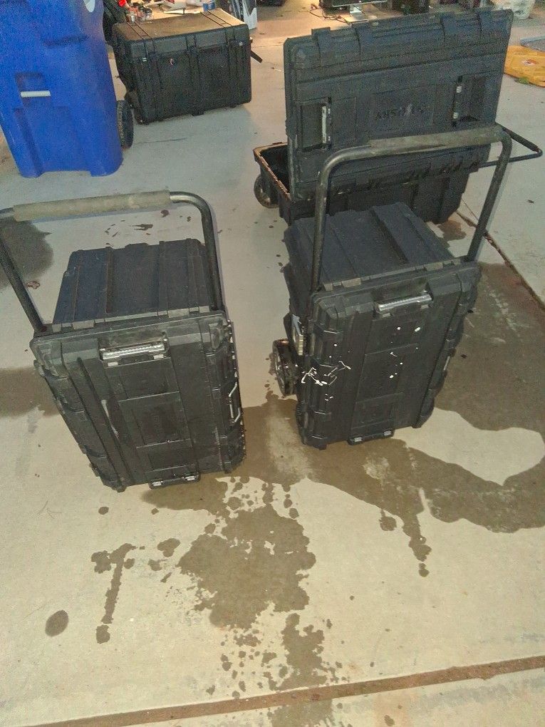 2 Husky Pack Outs 25 Gallon Tool Boxes Mobile Secure Storage Bins