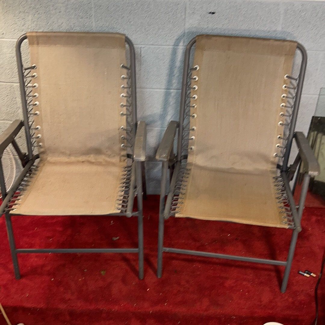 Pair of 2 Metal & Cloth Outsoor Folding Chairs