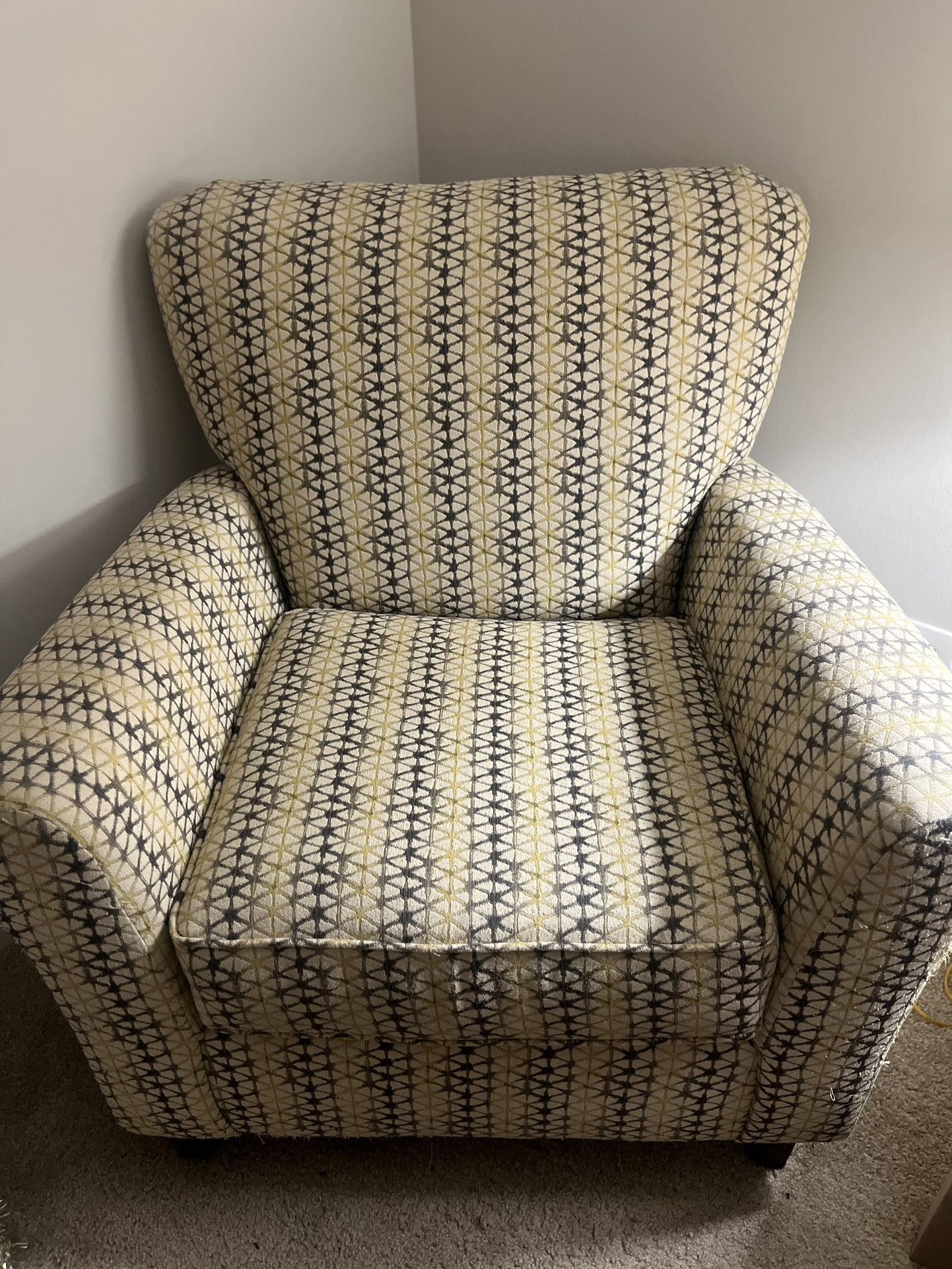 Accent Reading Chair 