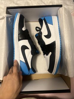 jordan 1 low powder blue size 10.5
