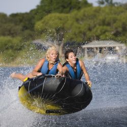 PART BOAT!! 🔥towable Tube Included