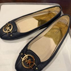 Michael Kors, Navy Blue Shoes, Size 9