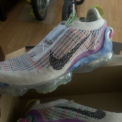 Like New Nike Vapormax 2020 Fk Size 9 In Men Used Twice ,  $160 OBO 100% Authentic