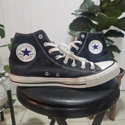 Classic Converse Chuck Taylor All Star High Tops – Black