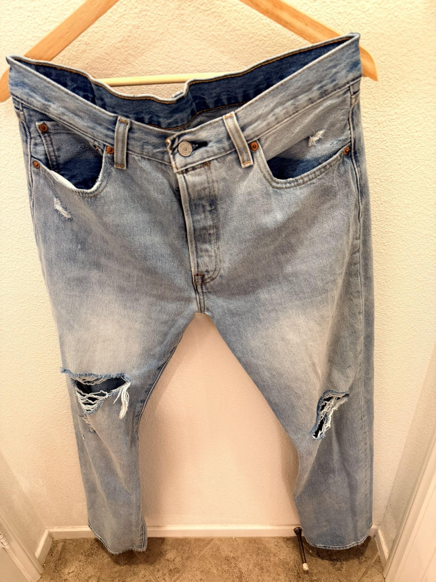 Levi’s Jeans