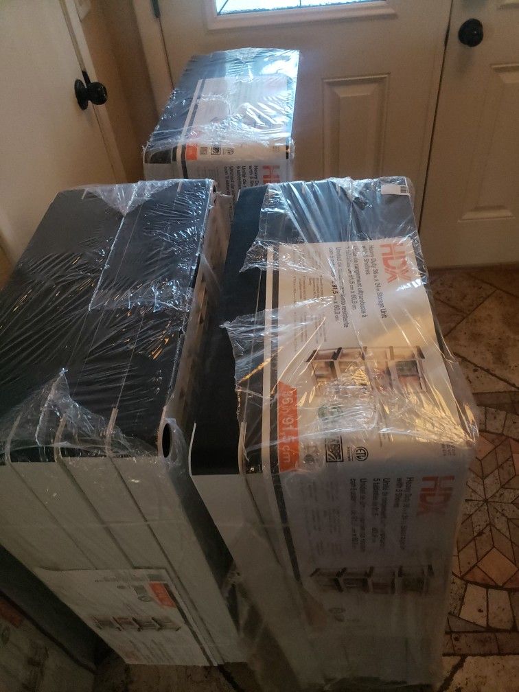 HDX Shelves Brand New