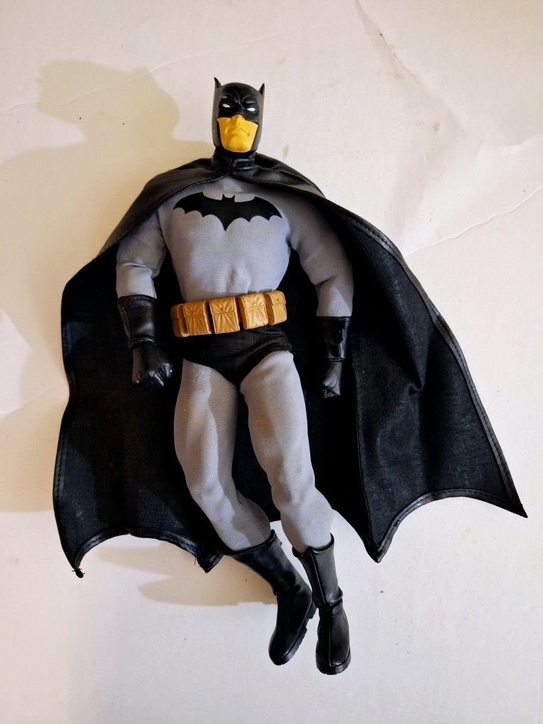 DC Comics Batman 13 Inch Deluxe Boxed Action Figure 1:6 Scale