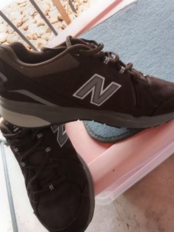 New Balance Brown Lace-Up Sneakers