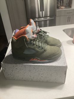 Olive 5s Size 7.5