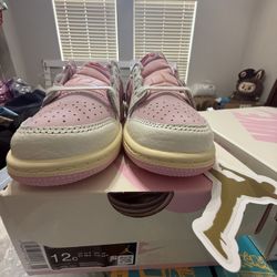 Jordan 1 Low Travis Scott Tropical Pink 12C
