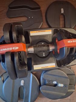 1-Bowflex Select Tech Dumbbell. One complete dumbbell. Pick in uptown by Truman community college 100$ cash . Light weight buddy.
