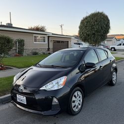 Prius C 2013