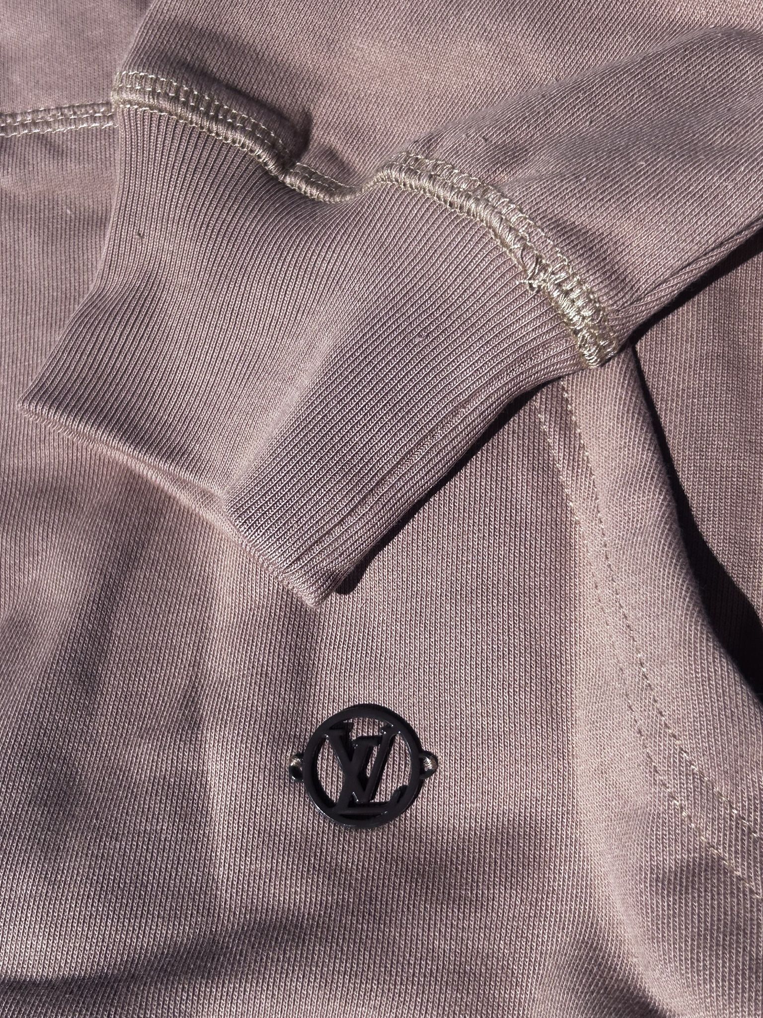 Loui.s Hoodie Size L