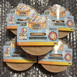 Crazy Fun Rainbow UV Colors Mystery Squishy Bun Set  (Lot of 5)