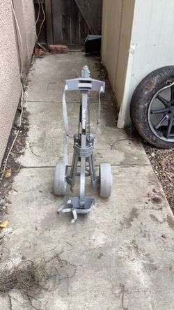 Golf club Court very good condition very light easy to fold and carry