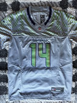 Sam Darnold - Large Jersey - Seattle Seahawks