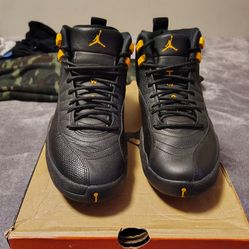 Retro 12s Size 9 (deal)🔥🔥🔥