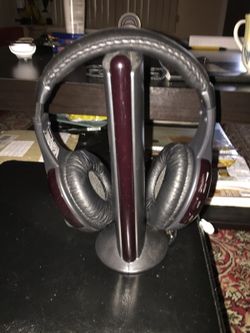 Wireless lead phones