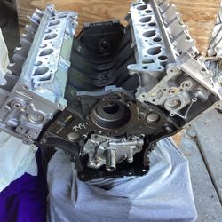 2004 Ford F-150 4.6L V8.       0 Miles Rebuilt 