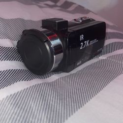 Camcorder (see Desc For More Info
