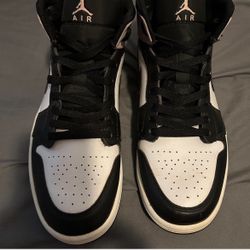 Jordan 1 Mid