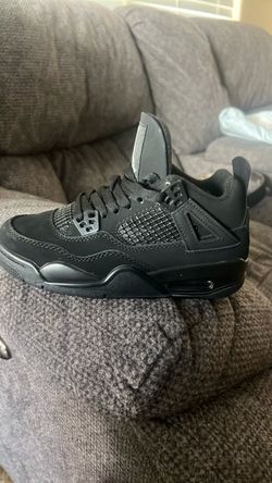Jordan 4s black cats 5.5