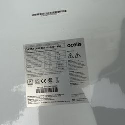 400 Watt Qcell Panel