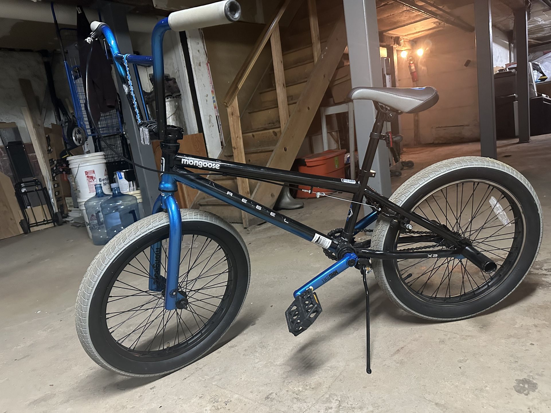 Brand New Bike I Used It Sometimes Like 4 Times And I Didn’t Ride It Anymore Just Tryna Get Rid Of If