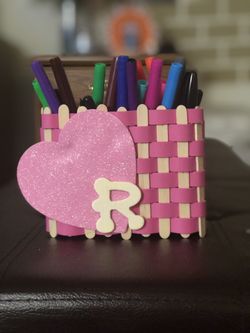 Personalized stationery holder for party return gifts