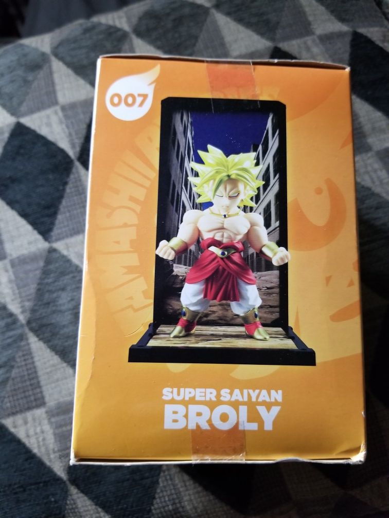 Dragonball z ss broly figure