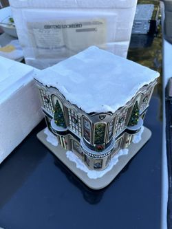 NFL Raiders Lighted Souvenir Village