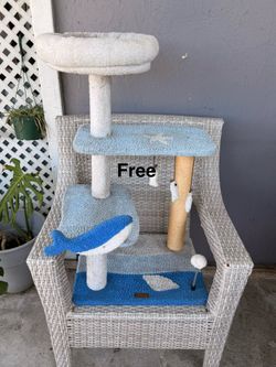 Free cat tree