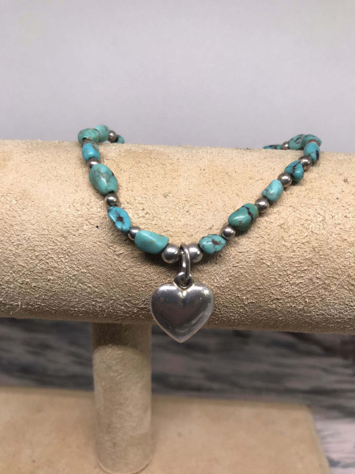 Vintage 925 Puffy Heart Turquoise Stretch Bracelet 