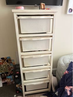 Cloth and wood dresser