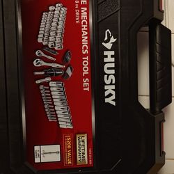 Husky Mechanics Tool Set (94-Piece)