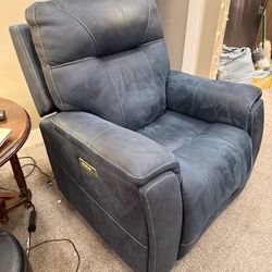 Wall-hugger Black Recliner w/Cup Holders