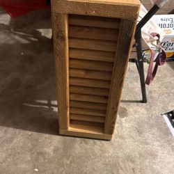 cedar. vent