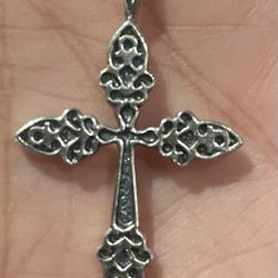925 Sterling Silver Cross Pendant 