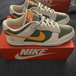 Nike Dunk Low NY vs NY Size 11.5