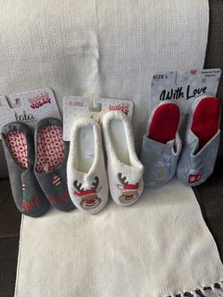 Lot of 3-Handcraft and 2Lola MemoryFoamSlippers Christmas Women 8-9 and 9,5-10,5